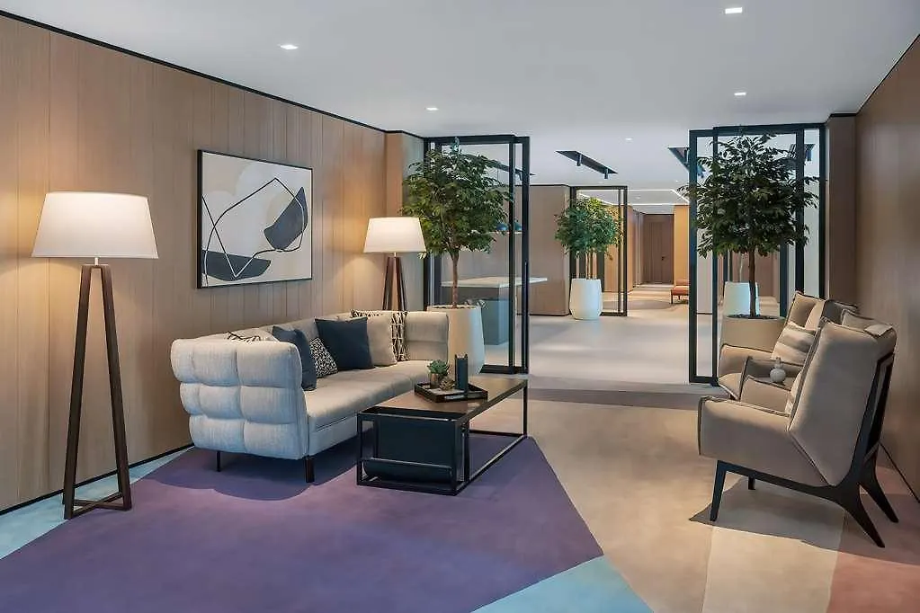 Hotel Vida Dubai Marina Yacht Club