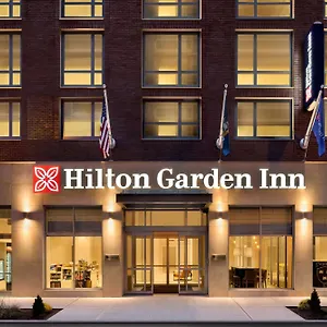 *** Otel Hilton Garden Times Square South ABD