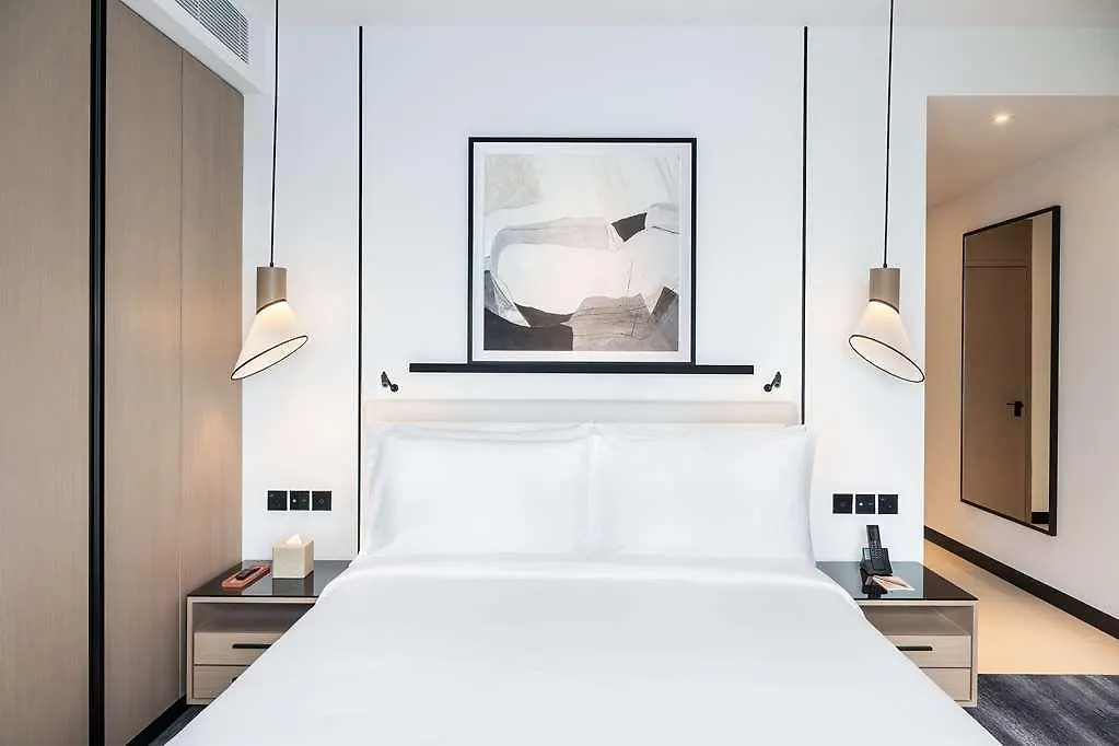 Hotel Vida Dubai Marina Yacht Club 0*,
