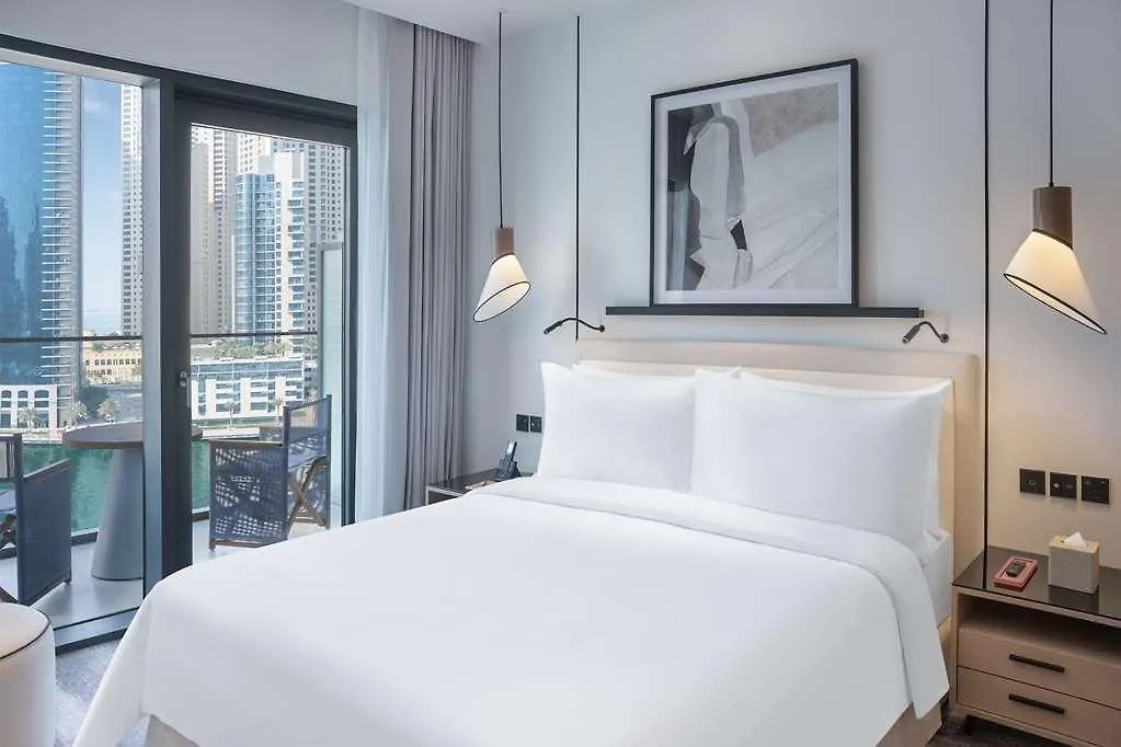 Vida Dubai Marina Yacht Club Otel